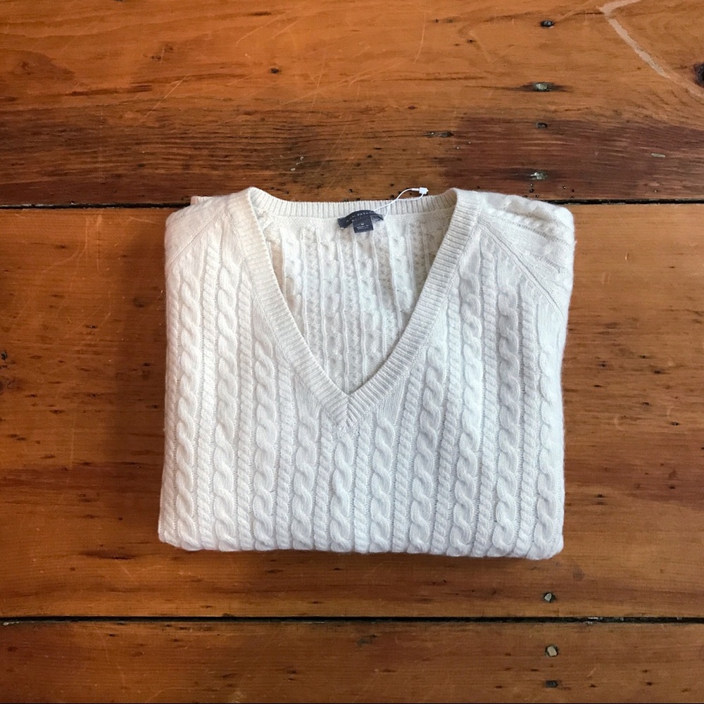 Ann Taylor Sweater NWOT